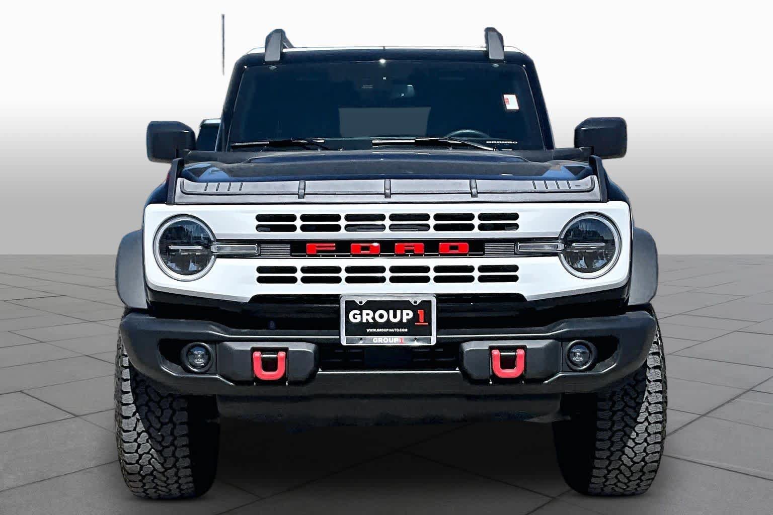 Certified 2025 Ford Bronco Heritage Edition AWD/4WD image 4