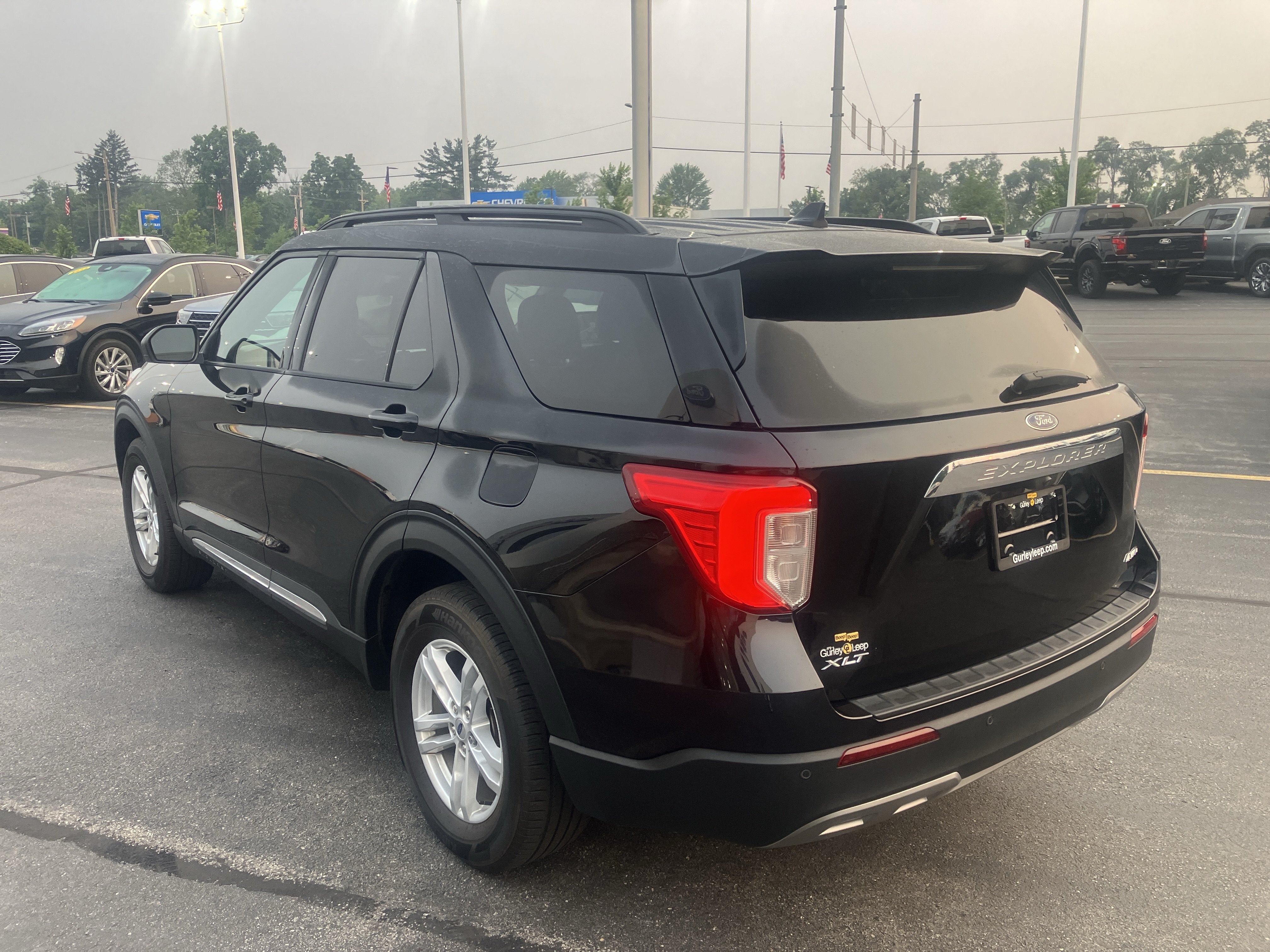 Certified 2023 Ford Explorer XLT w/ Equipment Group 202A AWD/4WD image 5
