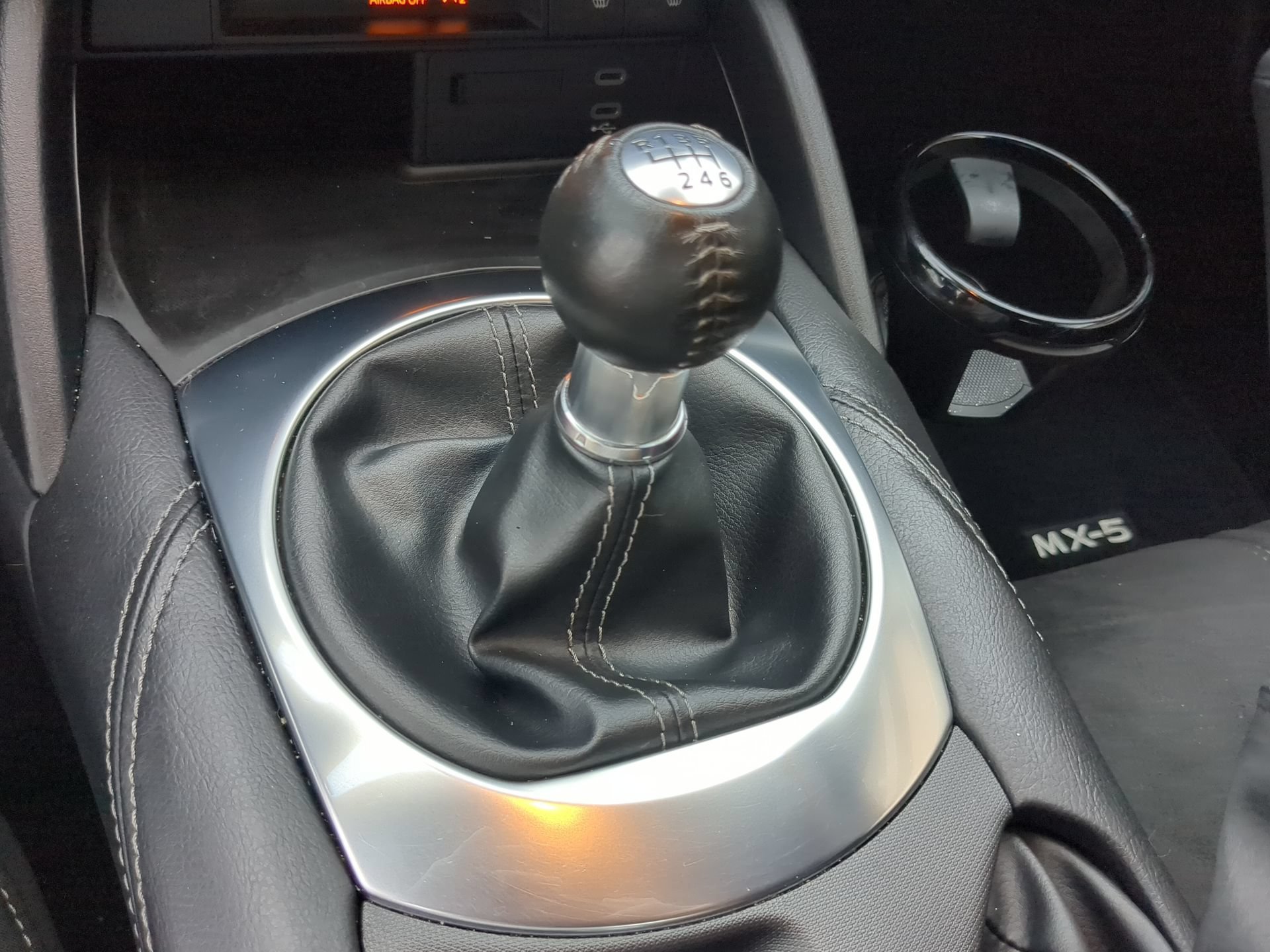 Used 2024 MAZDA MX-5 Miata Club RWD image 60