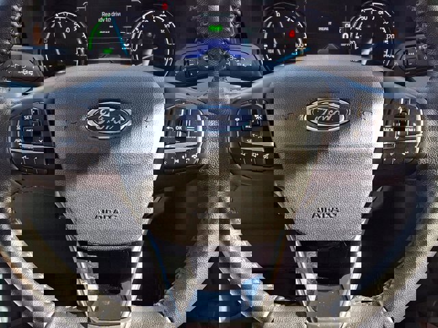 Certified 2022 Ford Maverick Lariat w/ Lariat Luxury Package image 17