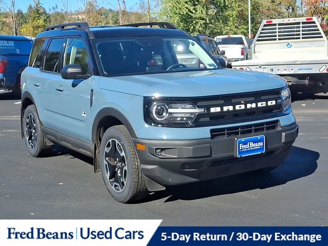 Certified 2022 Ford Bronco Sport Outer Banks w/ Tech Package image 2