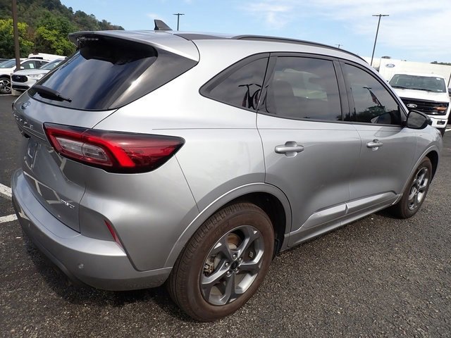 Certified 2023 Ford Escape ST-Line w/ Tech Pack #1 image 4
