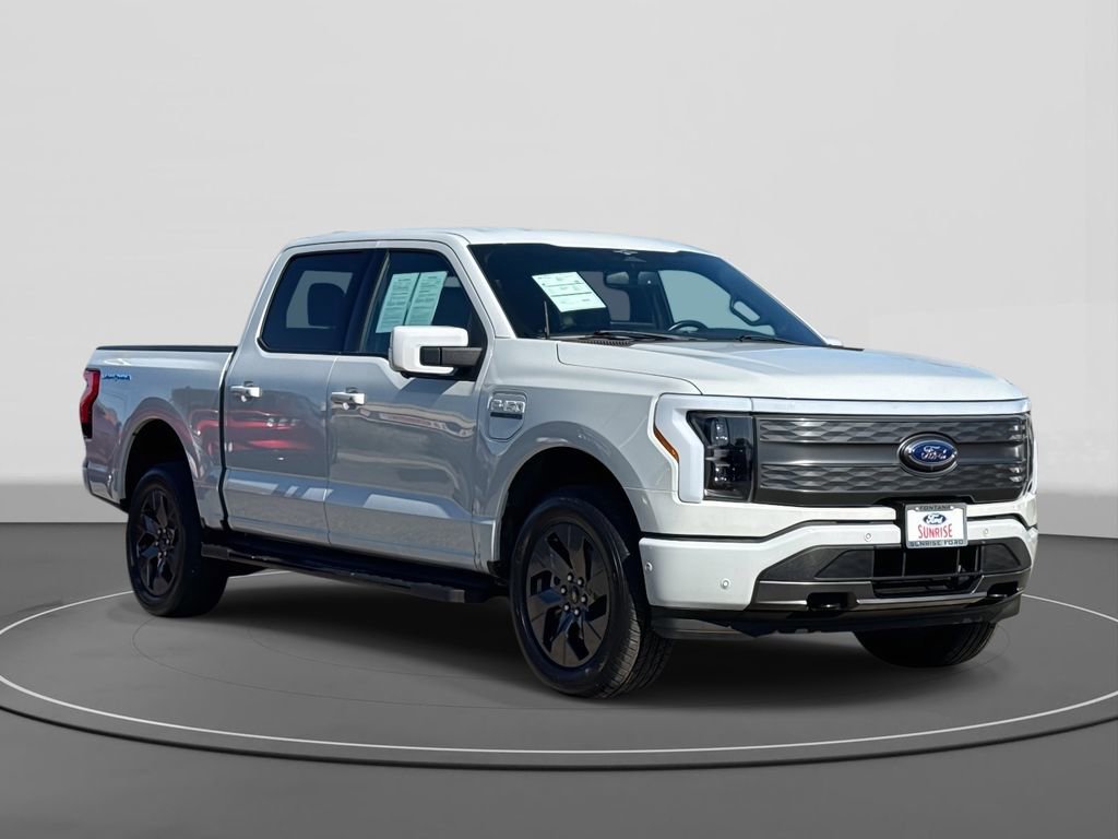 Certified 2023 Ford F150 Lightning Lariat w/ Tow Technology Package image 5