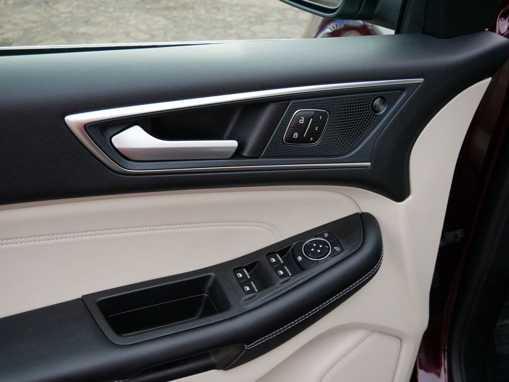 Certified 2024 Ford Edge Titanium w/ Titanium Elite Package image 16