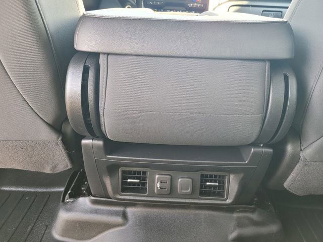 Used 2021 Chevrolet Silverado 1500 LT w/ Convenience Package II image 15