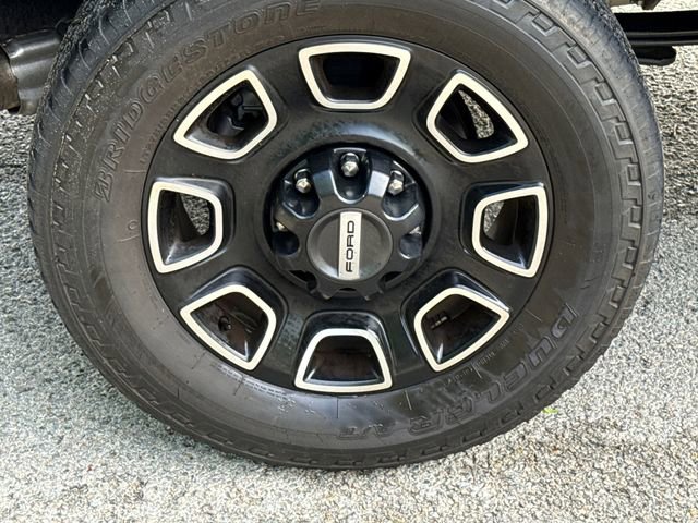 Certified 2024 Ford F250 Platinum w/ FX4 Off-Road Package image 10