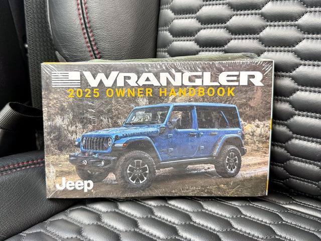 Used 2025 Jeep Wrangler Unlimited Rubicon w/ Safety Group AWD/4WD image 38