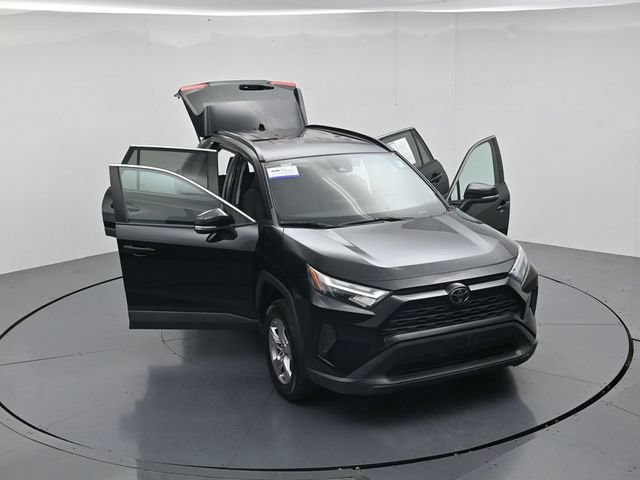 Used 2023 Toyota RAV4 XLE AWD/4WD image 50