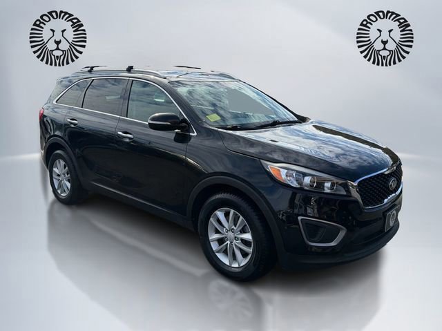 Used 2017 Kia Sorento LX image 7
