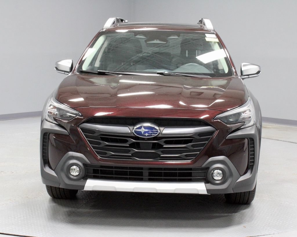 Used 2023 Subaru Outback Touring AWD/4WD image 8