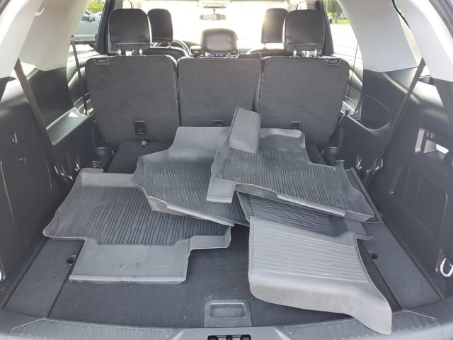 Certified 2023 Ford Explorer XLT w/ Equipment Group 202A AWD/4WD image 34