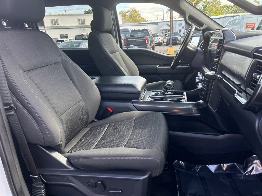 Certified 2022 Ford F150 XLT w/ Equipment Group 302A High image 18