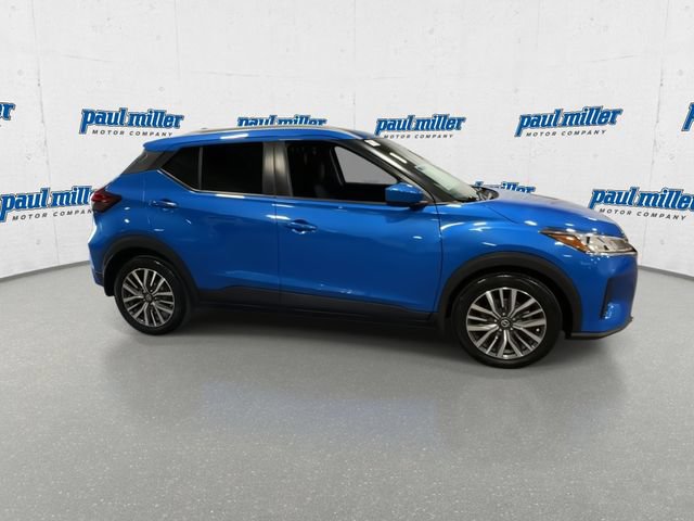 Used 2021 Nissan Kicks SV FWD image 13
