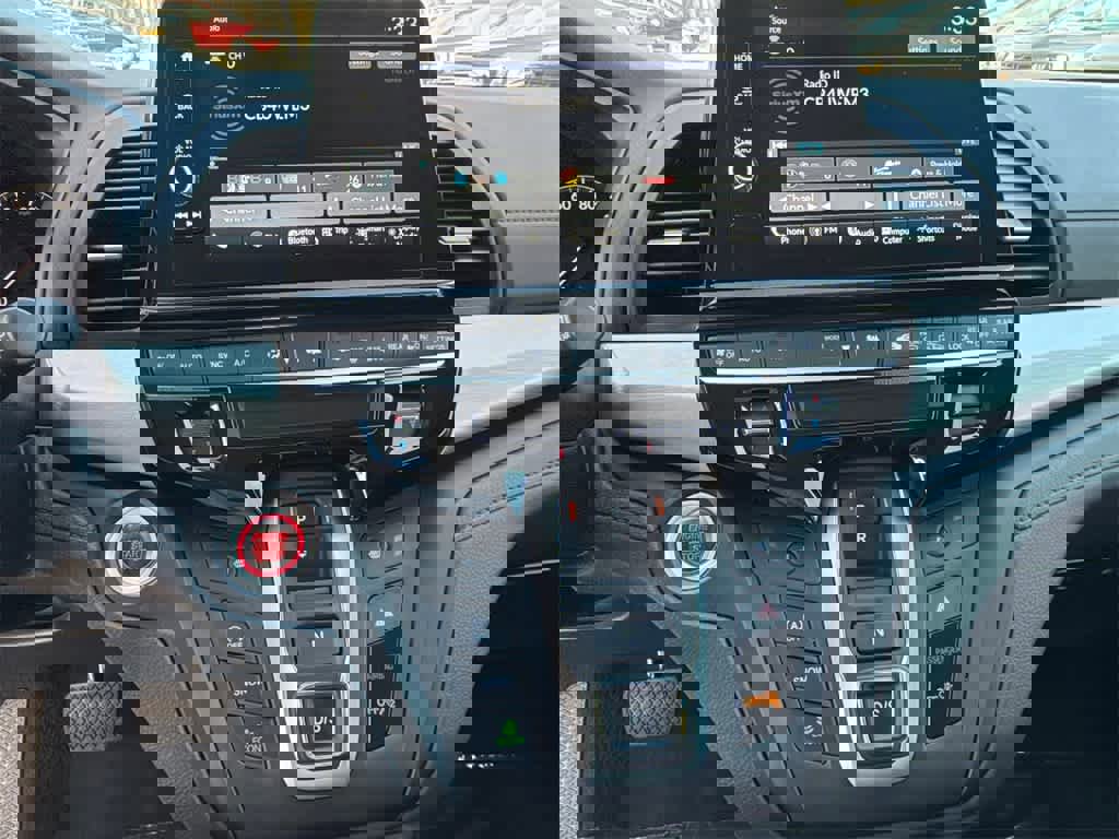 Used 2025 Honda Odyssey EX-L image 25