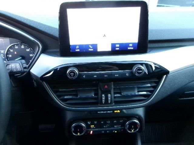 Certified 2022 Ford Escape SEL w/ Class II Trailer Tow Package FWD image 9