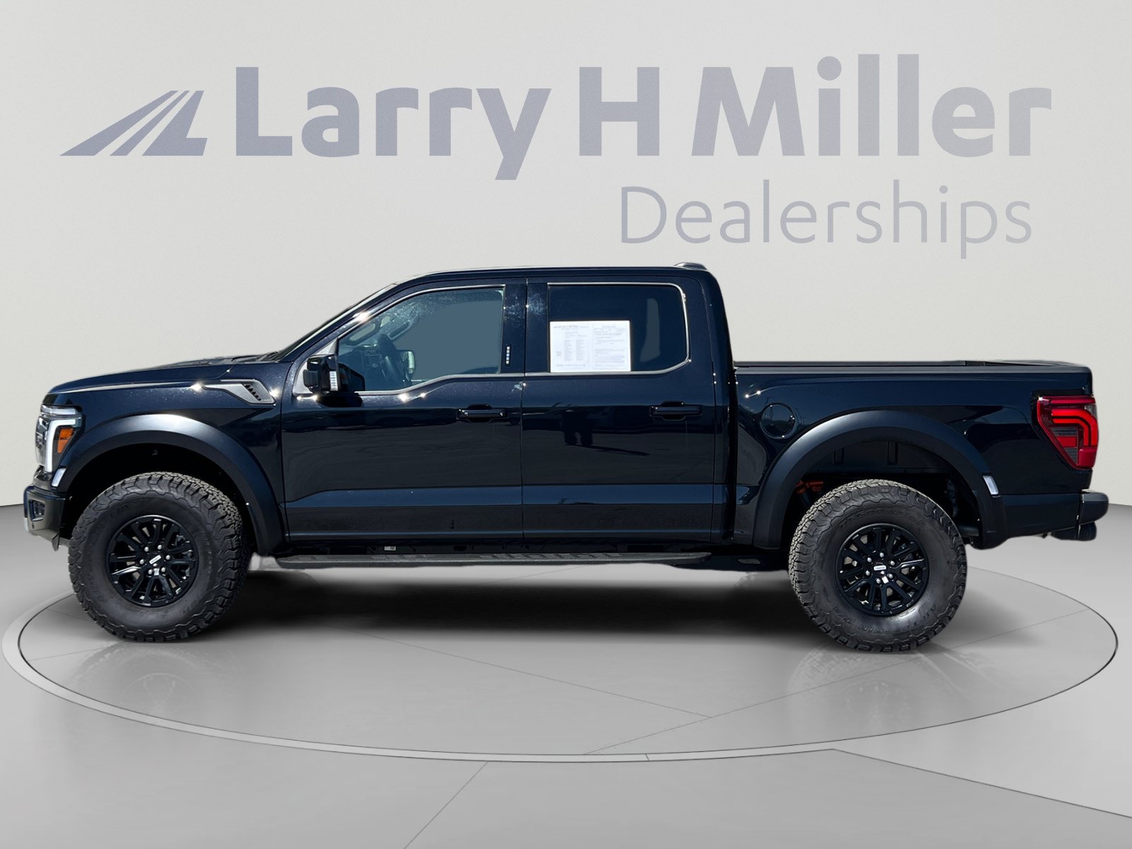 Certified 2024 Ford F150 Raptor AWD/4WD image 2