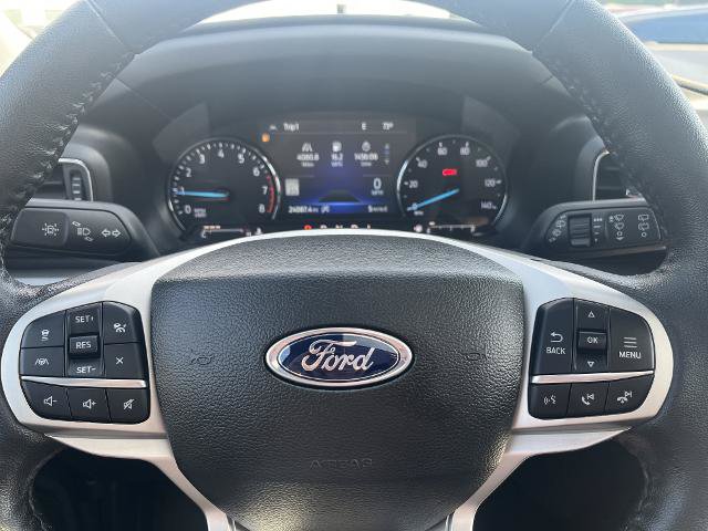 Certified 2023 Ford Explorer XLT w/ Equipment Group 202A AWD/4WD image 10