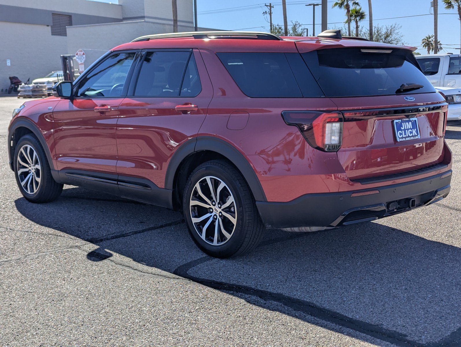 Certified 2025 Ford Explorer ST-Line RWD image 4