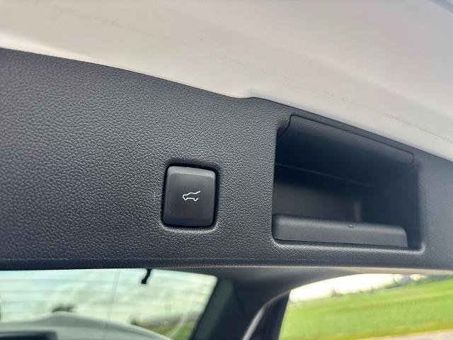 Certified 2023 Ford Escape ST-Line Elite w/ Premium Technology Package AWD/4WD image 30