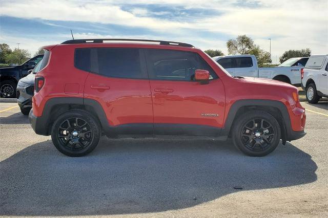 Used 2021 Jeep Renegade Latitude image 4