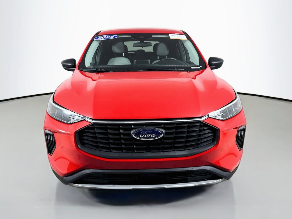 Certified 2024 Ford Escape Active w/ Cold Weather Package FWD image 2