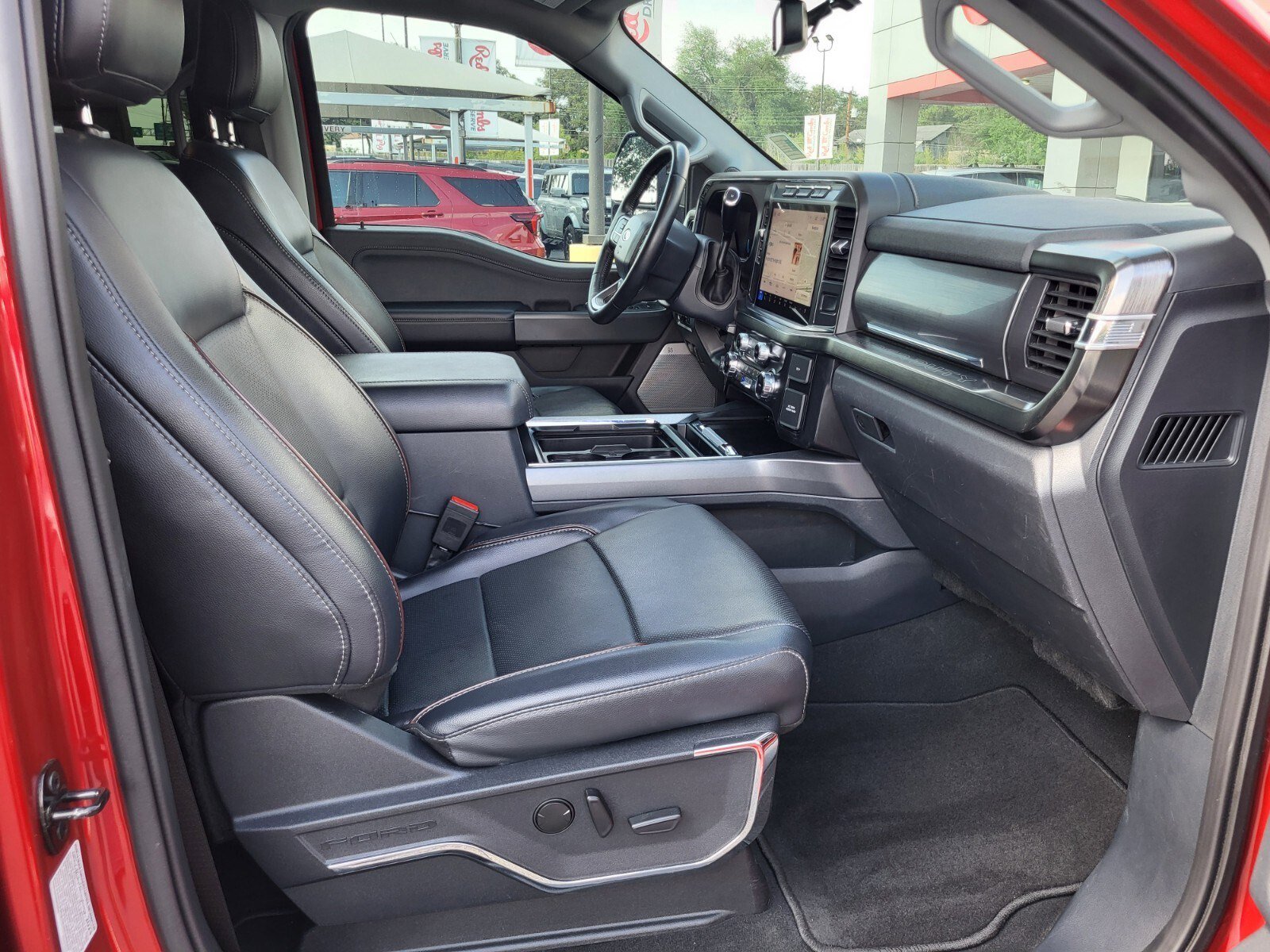 Certified 2024 Ford F250 Lariat w/ Black Appearance Package AWD/4WD image 13