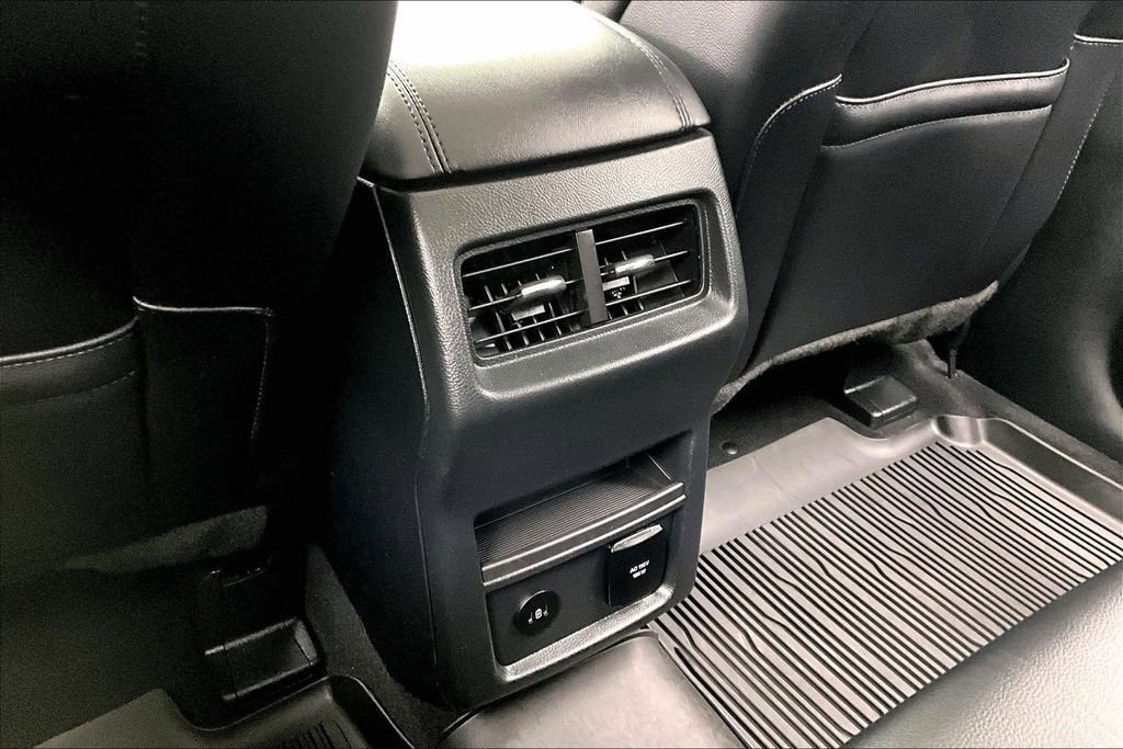 Certified 2022 Ford Edge SEL w/ Convenience Package image 33