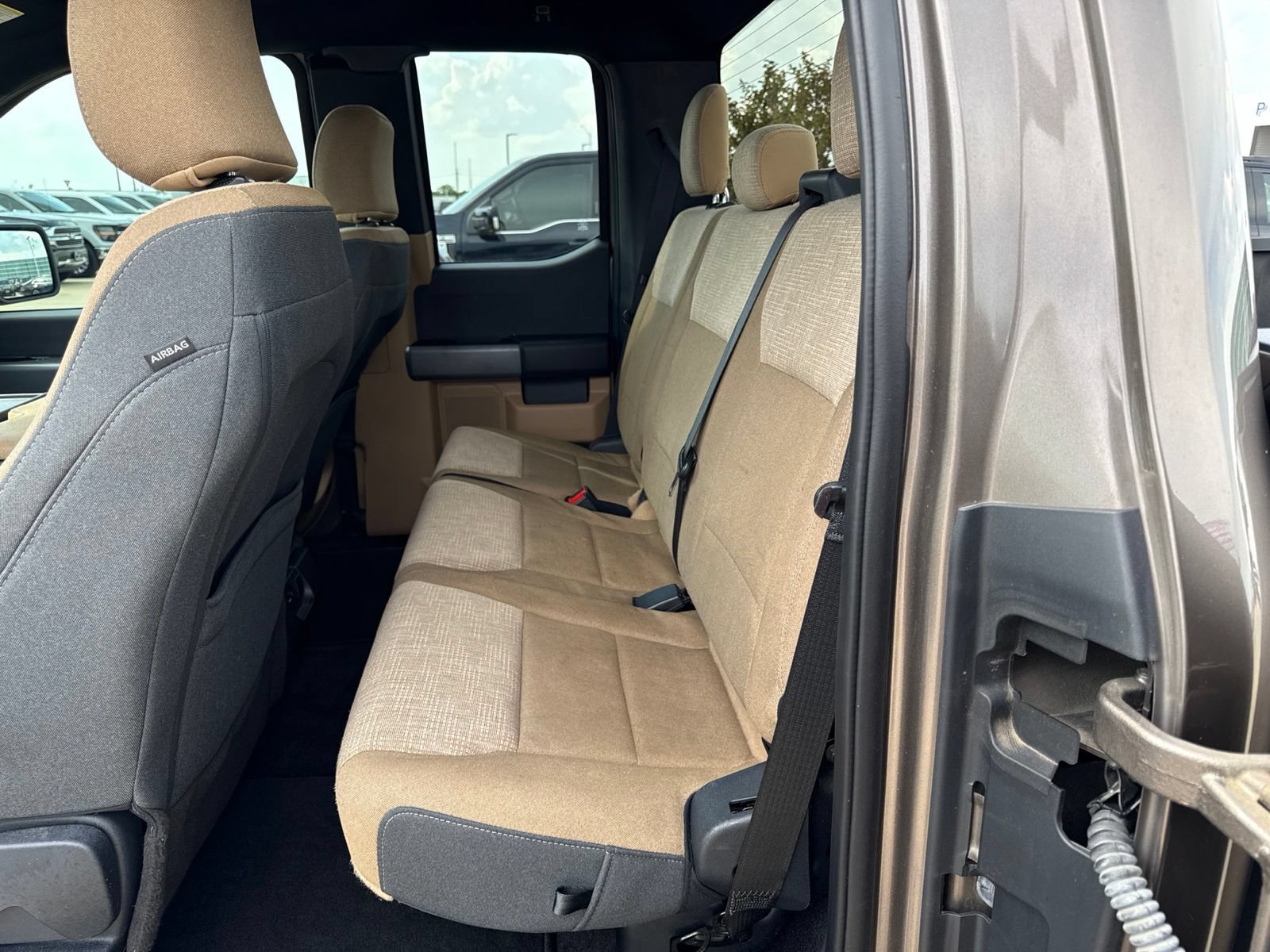 Certified 2022 Ford F150 XLT w/ Trailer Tow Package RWD image 12