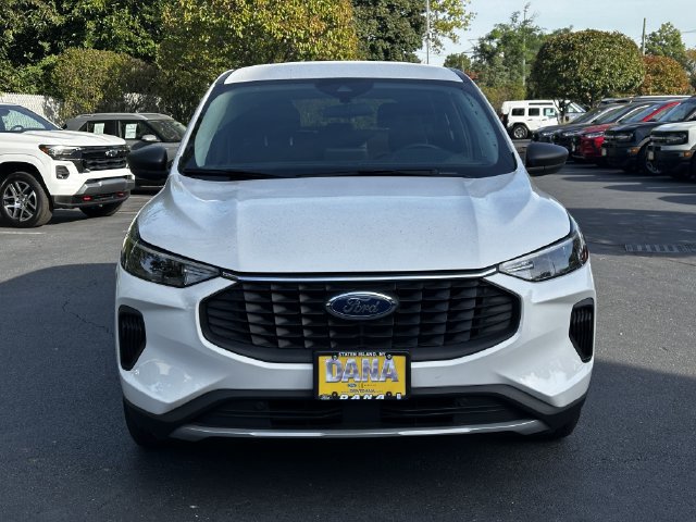 Certified 2023 Ford Escape Active AWD/4WD image 2