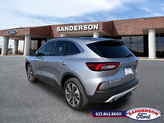 Certified 2024 Ford Escape Platinum w/ Premium Technology Package AWD/4WD image 5