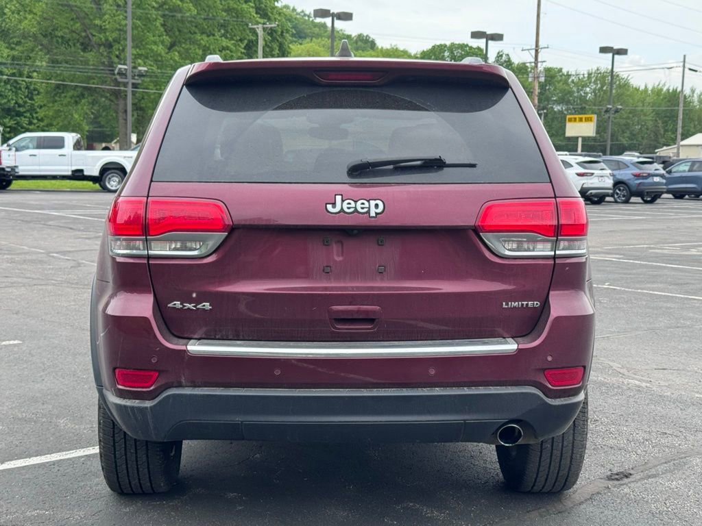 Used 2017 Jeep Grand Cherokee Limited AWD/4WD image 5