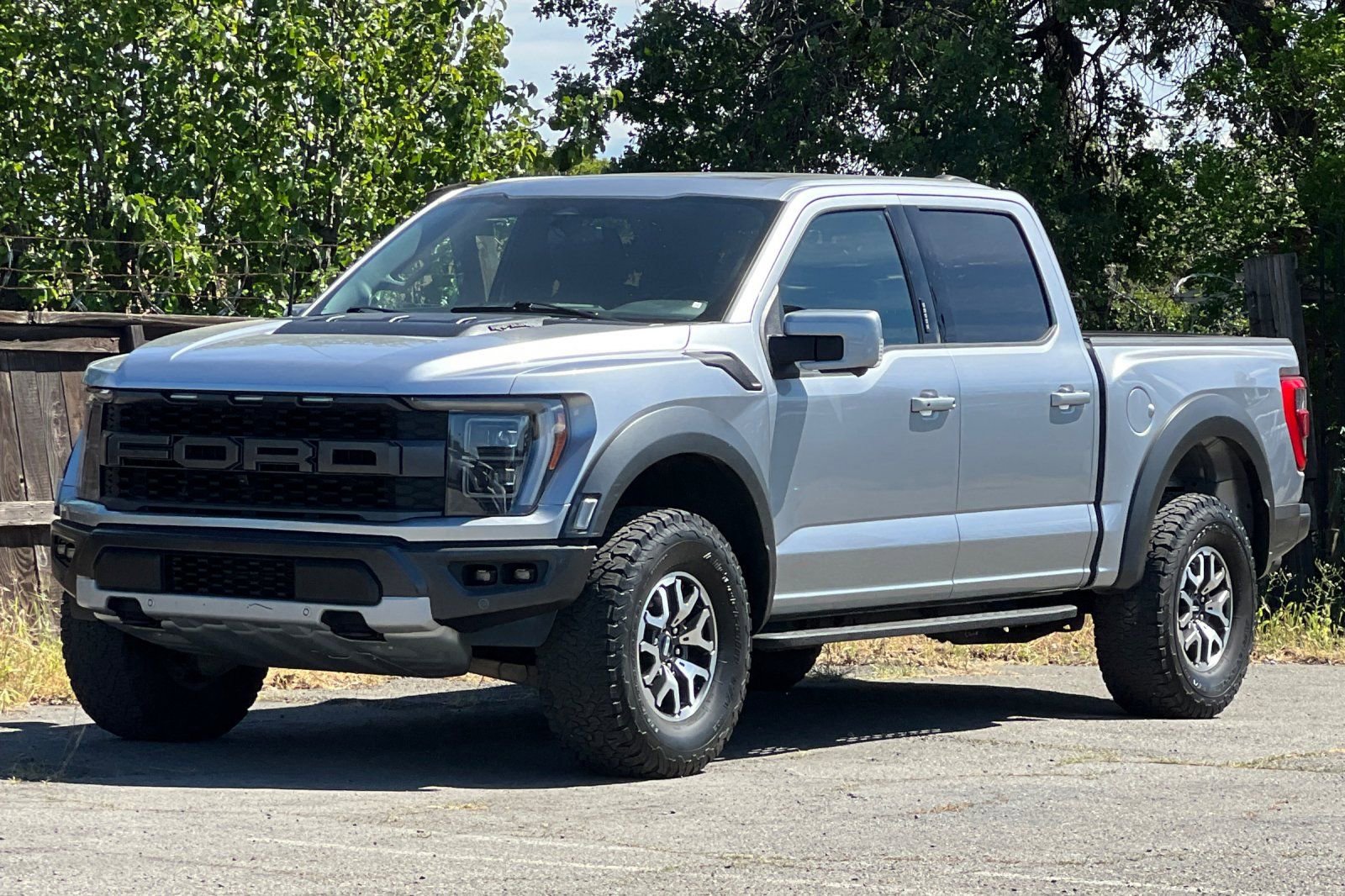 Certified 2022 Ford F150 Raptor w/ Equipment Group 801A High AWD/4WD image 8