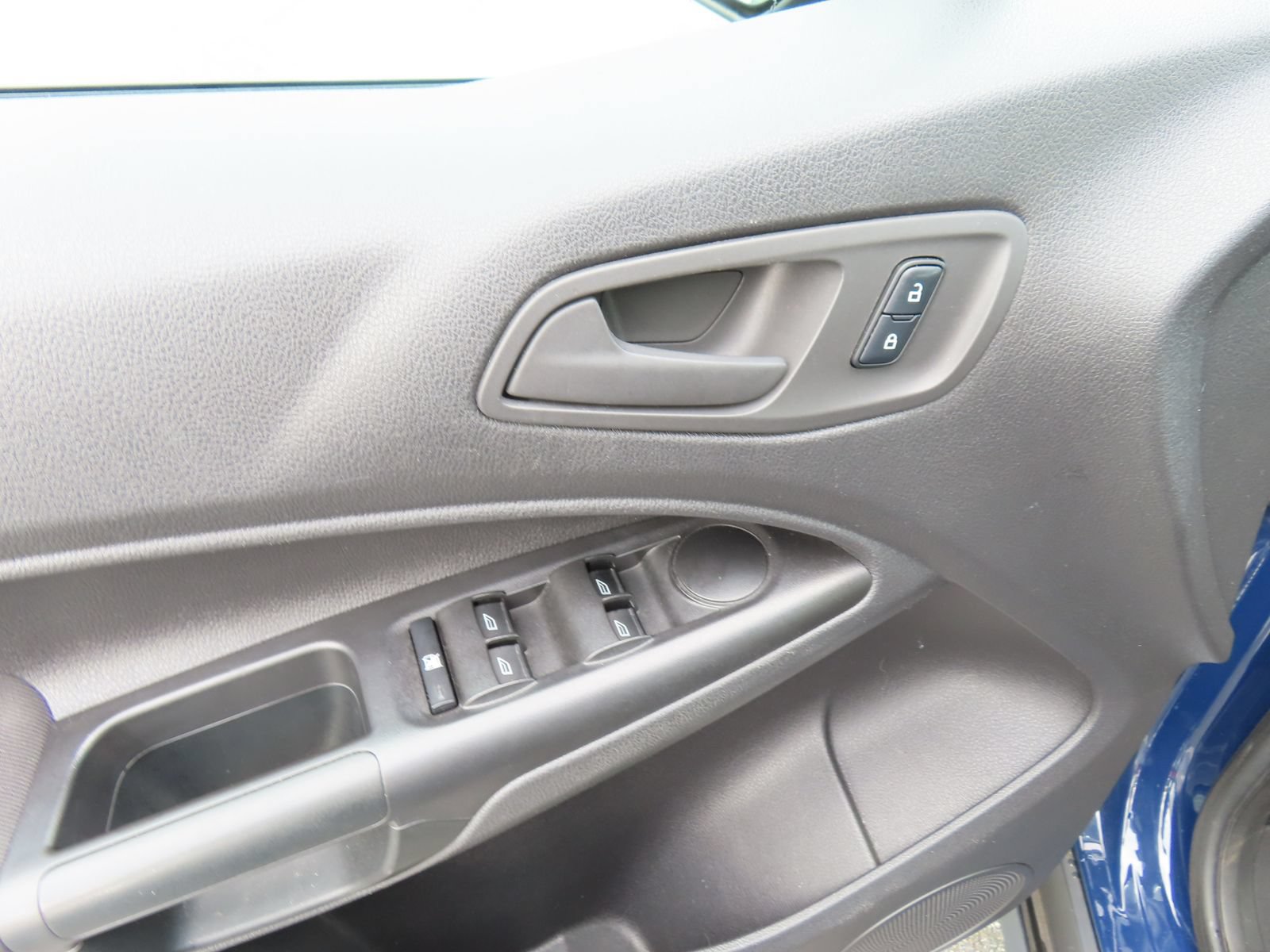 Certified 2017 Ford Transit Connect XL FWD image 9