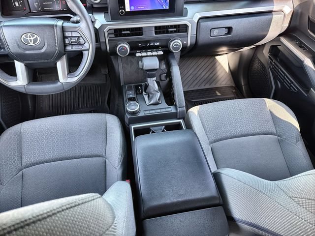 Used 2025 Toyota 4Runner SR5 RWD image 21