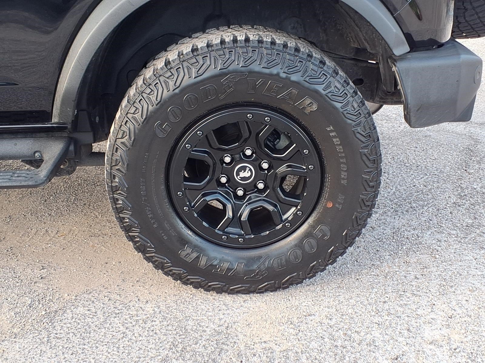 Certified 2023 Ford Bronco Wildtrak AWD/4WD image 9