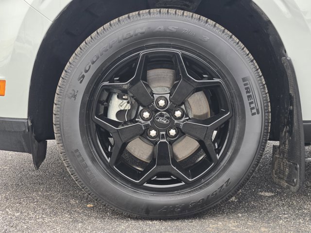 Certified 2022 Ford Maverick XLT w/ Equipment Group 300A Standard image 10