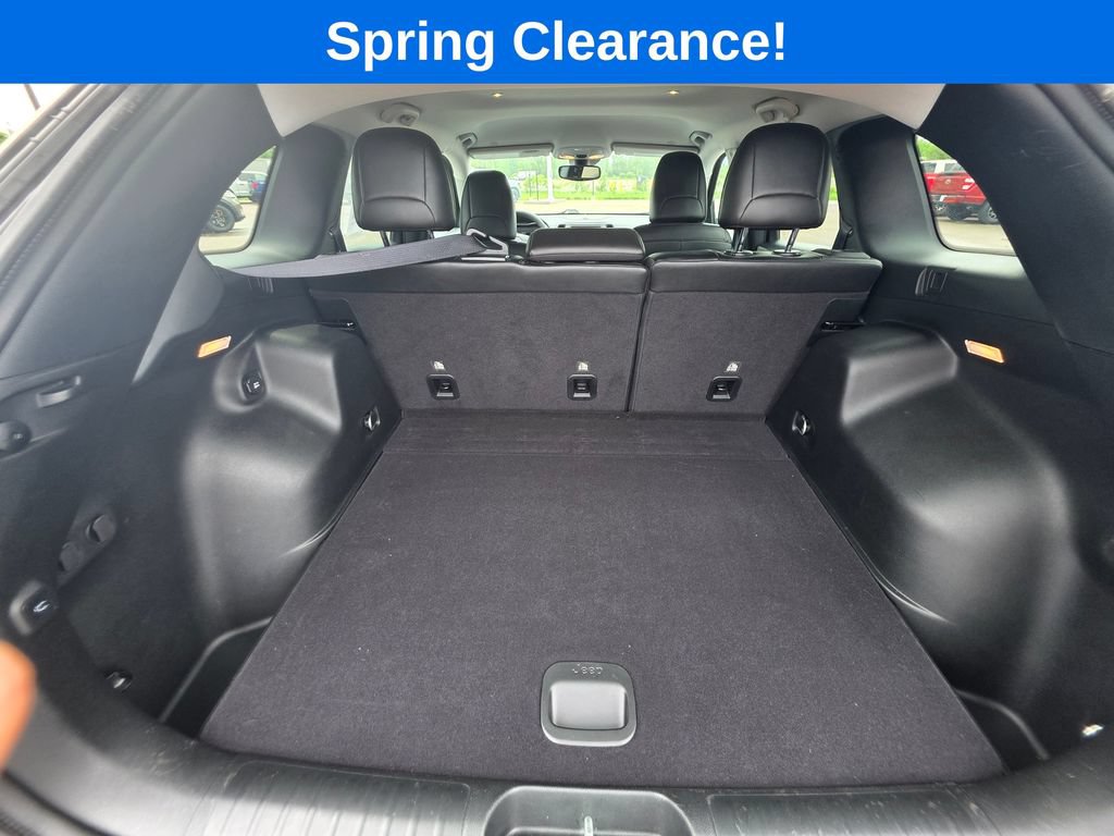 Used 2023 Jeep Cherokee Altitude Lux AWD/4WD image 31