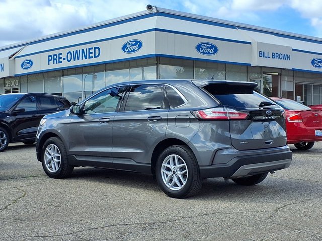 Certified 2024 Ford Edge SEL w/ Convenience Package AWD/4WD image 2