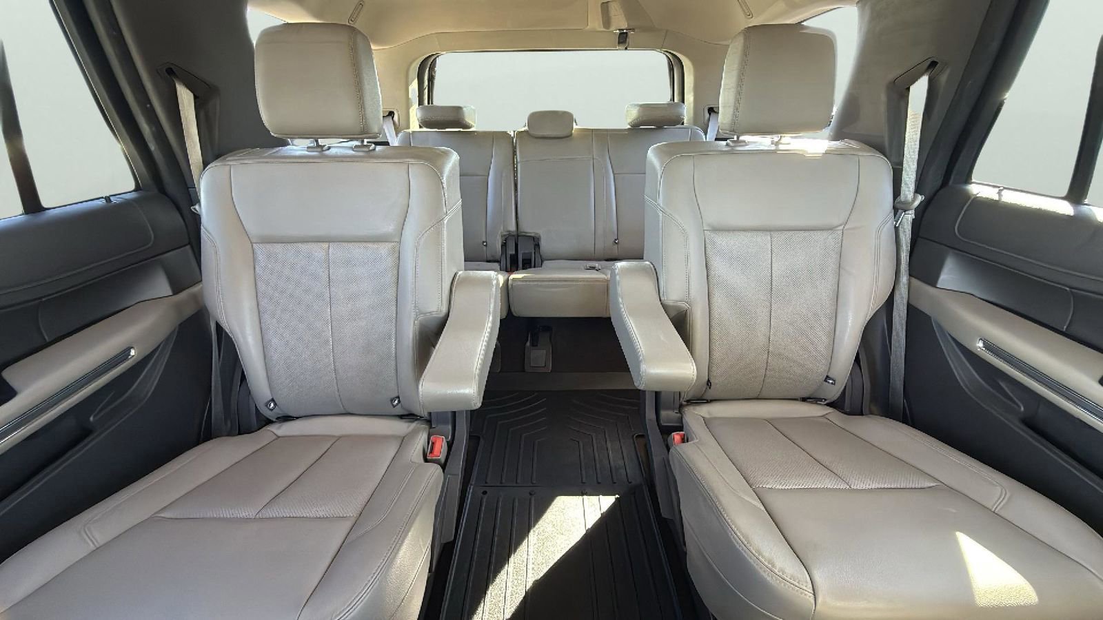 Certified 2021 Ford Expedition XLT image 26