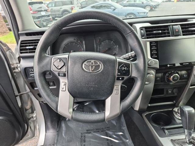 Used 2023 Toyota 4Runner SR5 AWD/4WD image 10