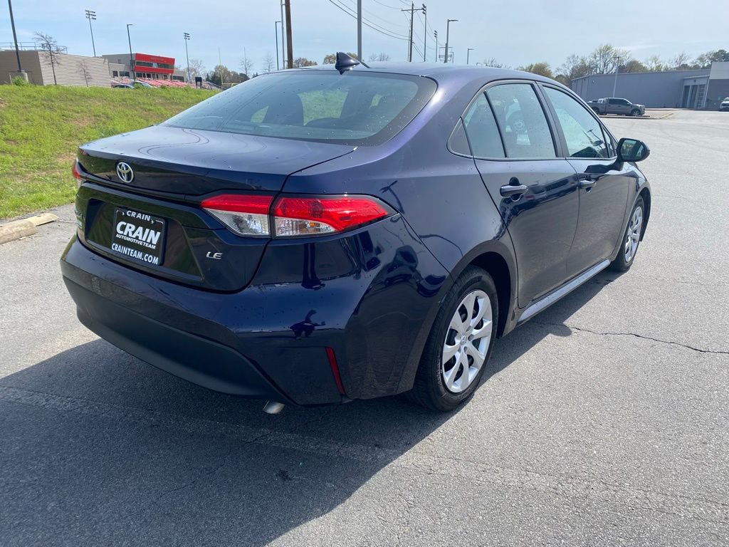 Used 2023 Toyota Corolla LE FWD image 5
