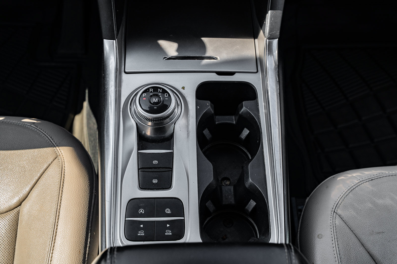 Certified 2020 Ford Explorer Limited RWD image 29