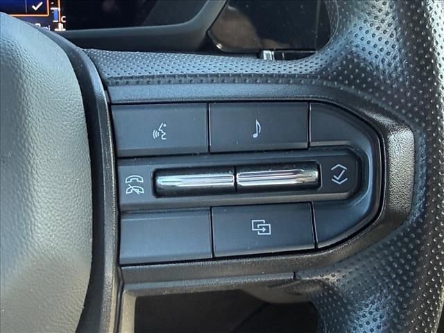 Used 2023 Chevrolet Colorado W/T RWD image 21
