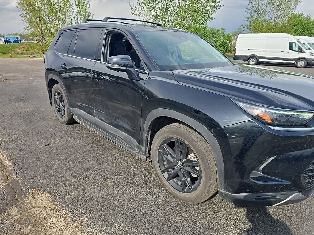 Used 2024 Toyota Grand Highlander Platinum AWD/4WD image 4