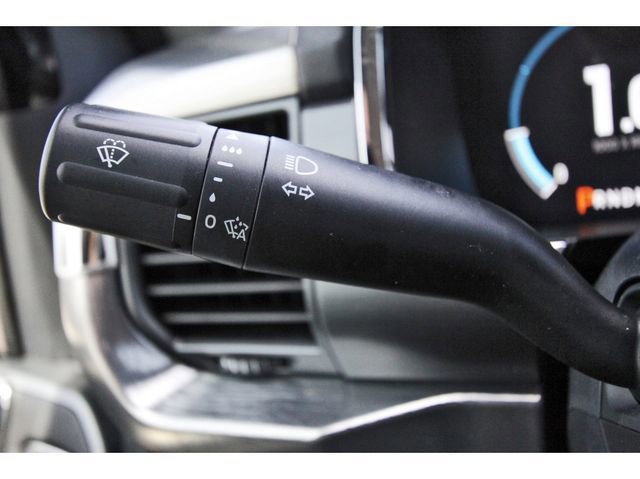 Certified 2021 Ford F150 Lariat w/ Equipment Group 502A High image 16