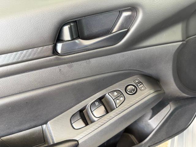 Used 2024 Nissan Altima 2.5 S FWD image 16