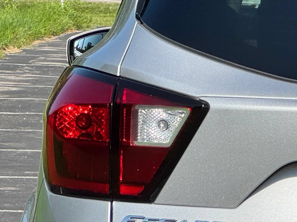 Certified 2019 Ford Escape SE AWD/4WD image 11