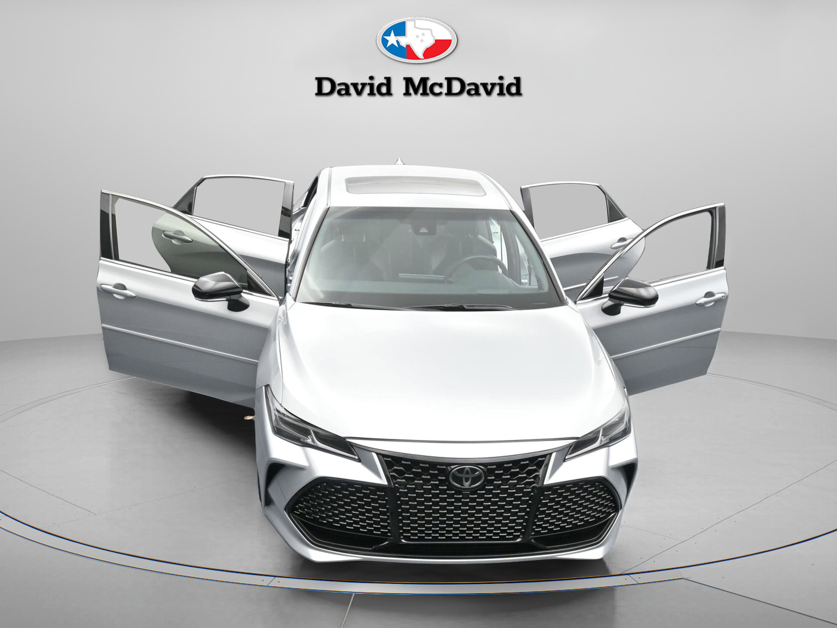 Used 2022 Toyota Avalon Touring image 31