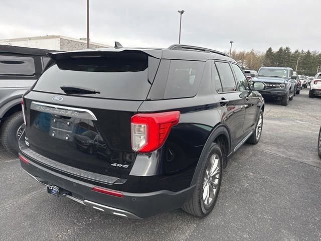 Certified 2023 Ford Explorer XLT w/ Equipment Group 202A image 4