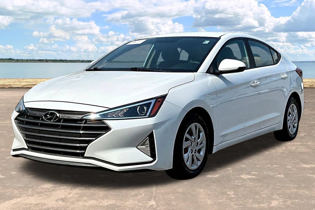 Used 2019 Hyundai Elantra SE FWD image 4